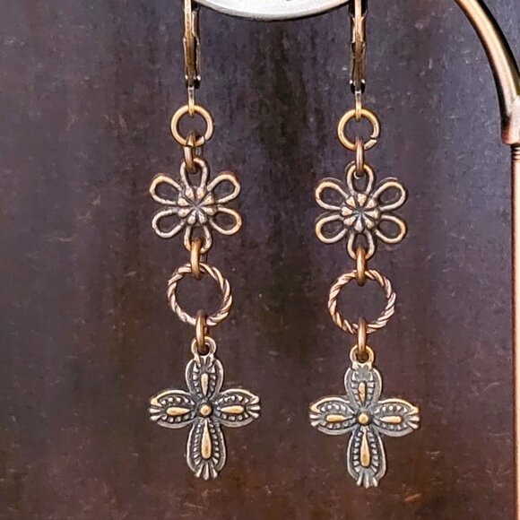 CROSS Daisy Flower Copper Brass Lever Back Earrings Southwestern Westernwear - Picture 1 of 10
